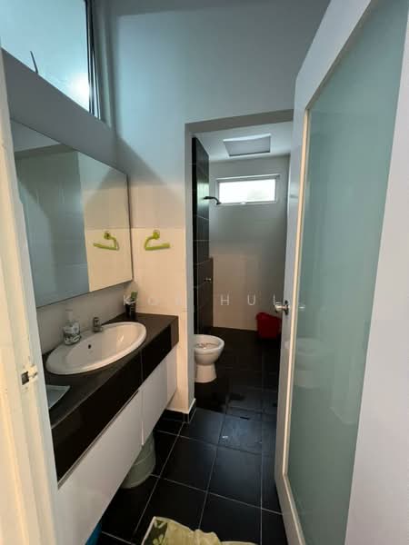 Cluster House for Sale in Horizon Hills (Iskandar Puteri (Nusajaya)) - Kok Hui - Bathroom - PropertyGuru.com.my