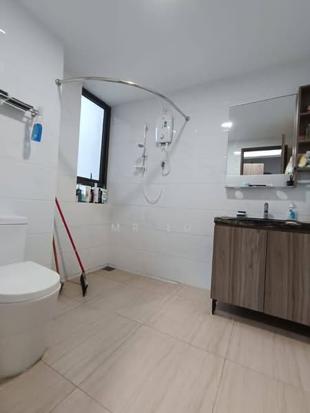Service Residence for Rent at Country Garden Central Park - Mr Lu - Bathroom - PropertyGuru.com.my