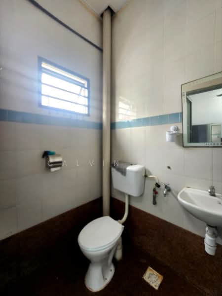 Apartment for Sale at Sri Mas - Calvin Lee - Bathroom - PropertyGuru.com.my