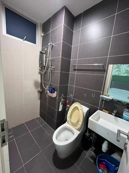 Service Residence for Sale at Sky Habitat - Stefan Yu - Bathroom - PropertyGuru.com.my