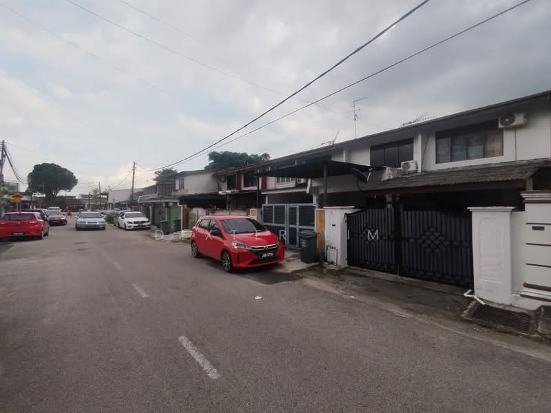 Rumah Teres 2 Tingkat untuk Disewa di Johor Bahru (Johor) - Dexter Lim - Exterior - PropertyGuru.com.my