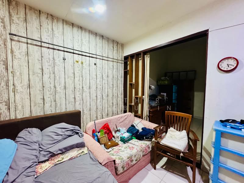 Rumah Teres untuk Dijual di Bukit Jelutong (Shah Alam) - Nahathir Shahabudin - Bedroom - PropertyGuru.com.my