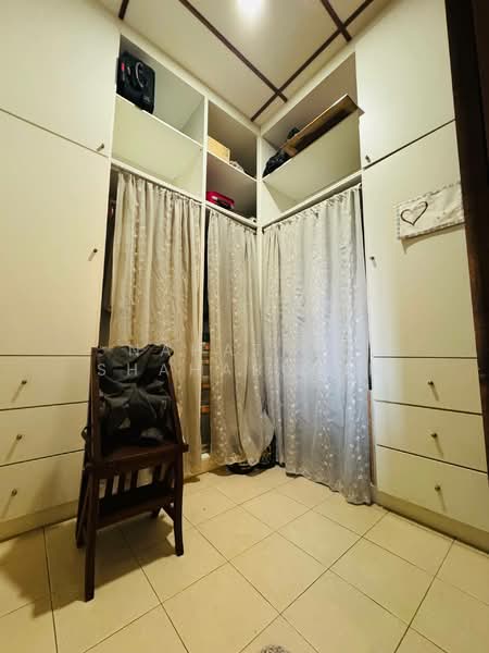 Rumah Teres untuk Dijual di Bukit Jelutong (Shah Alam) - Nahathir Shahabudin - PropertyGuru.com.my