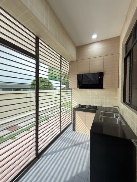 Bungalow for Rent in Bukit Kesenangan (Johor Bahru) - Justin Kong - Kitchen - PropertyGuru.com.my