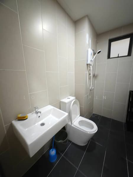 Service Residence for Rent at SqWhere Service Apartments - Low Kok Pin - Bathroom - PropertyGuru.com.my