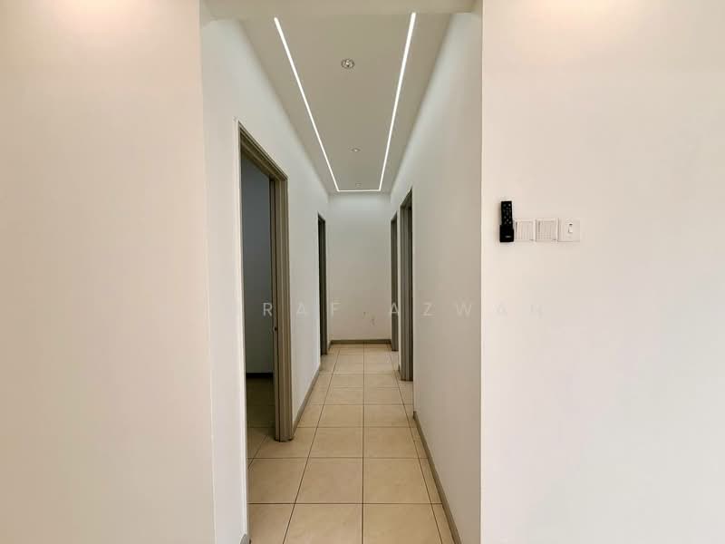Pangsapuri untuk Dijual di Baiduri Court Apartment - Ashraf Azwan - Corridor - PropertyGuru.com.my