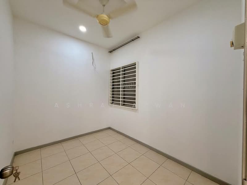 Pangsapuri untuk Dijual di Baiduri Court Apartment - Ashraf Azwan - Interior - PropertyGuru.com.my
