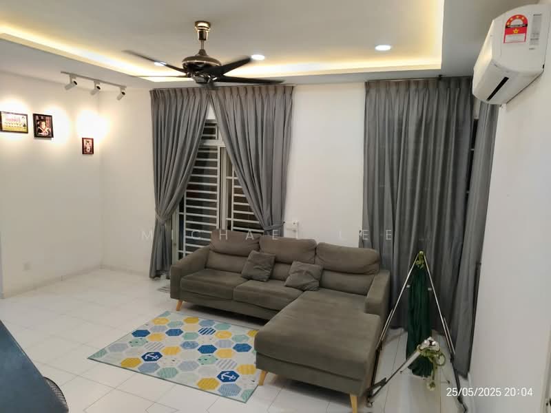 1.5-storey Terraced House for Sale in Setia Eco Gardens (Gelang Patah) - Michael Lee - Living Room - PropertyGuru.com.my