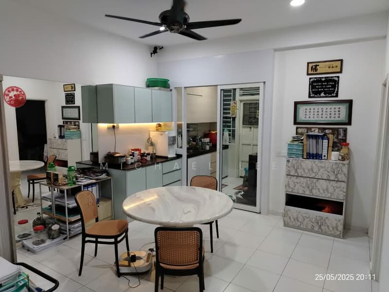 1.5-storey Terraced House for Sale in Setia Eco Gardens (Gelang Patah) - Michael Lee - Kitchen - PropertyGuru.com.my