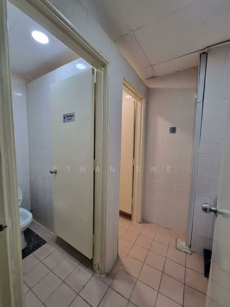 Shop / Office for Rent in Sri Hartamas (Kuala Lumpur) - Ethan Swe - Bathroom - PropertyGuru.com.my