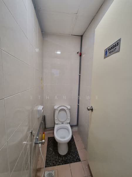 Shop / Office for Rent in Sri Hartamas (Kuala Lumpur) - Ethan Swe - Bathroom - PropertyGuru.com.my