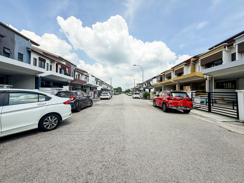 Terraced House for Sale in Bandar Putera 2 (Klang) - Ashraf Azwan - Exterior - PropertyGuru.com.my