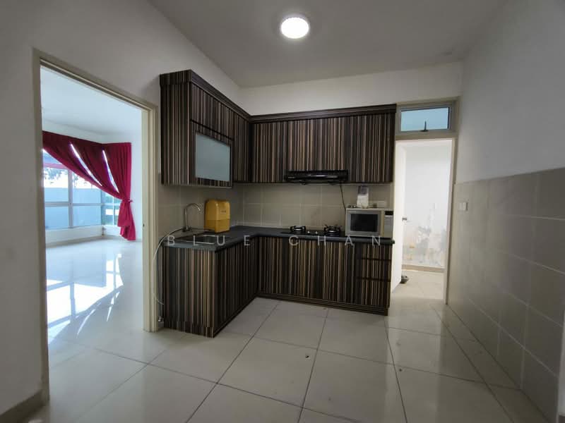 Apartment for Sale at D'Rich Executive Suites - Blue Chan - Kitchen - PropertyGuru.com.my