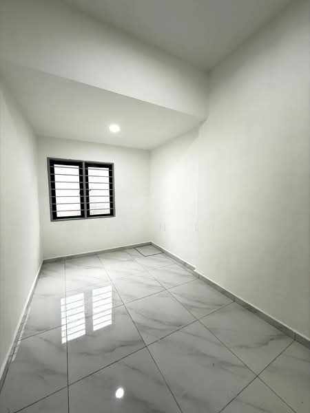 Rumah Teres 2 Tingkat untuk Dijual di Taman Ungku Tun Aminah (Skudai) - Calvin Lee - PropertyGuru.com.my