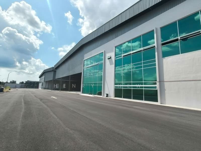 Factory for Rent in Bandar Baru Enstek (Bandar Enstek) - Henry Chew - Exterior - PropertyGuru.com.my