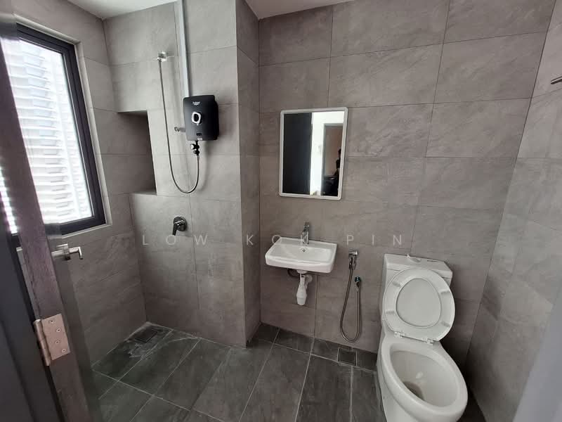 Condominium for Rent at Armani Residence - Low Kok Pin - Bathroom - PropertyGuru.com.my