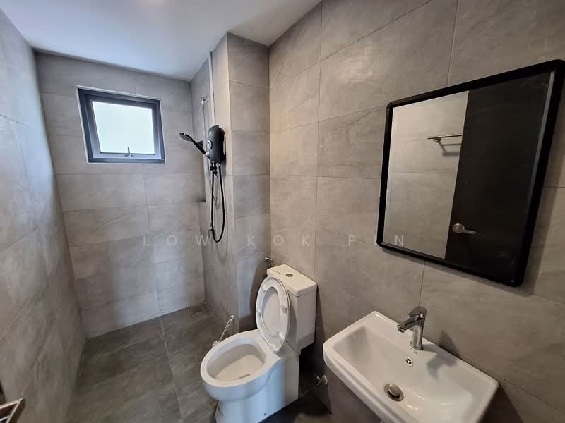Condominium for Rent at Armani Residence - Low Kok Pin - Bathroom - PropertyGuru.com.my