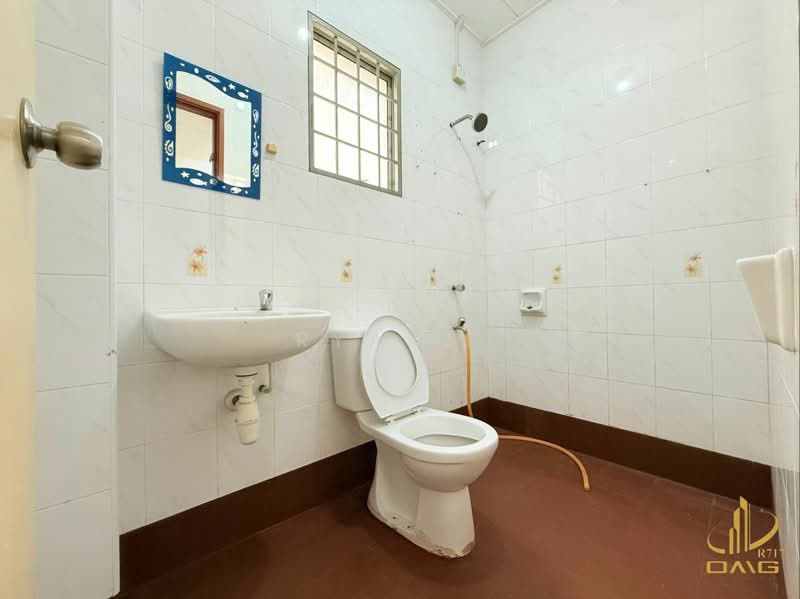 2-storey Terraced House for Rent in Setia Alam (Selangor) - Ryan . - Bathroom - PropertyGuru.com.my