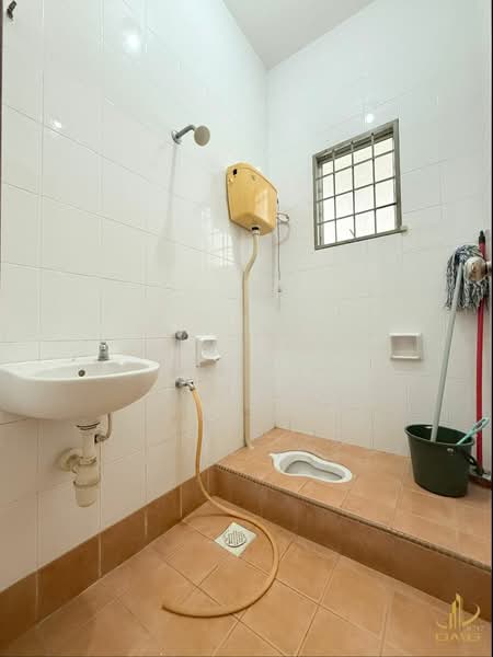 2-storey Terraced House for Rent in Setia Alam (Selangor) - Ryan . - Bathroom - PropertyGuru.com.my