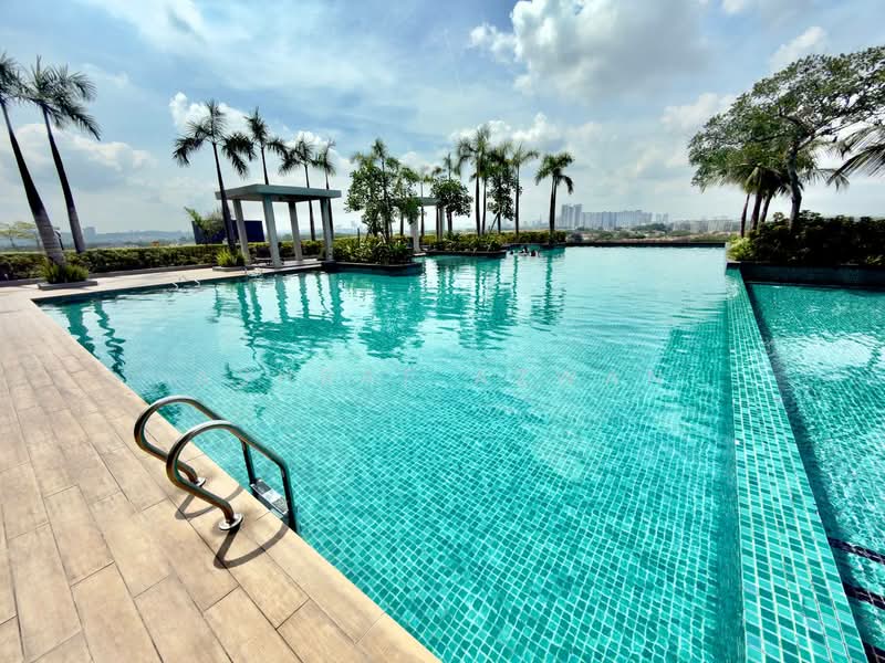 Servis Apartment untuk Dijual di SkyLake Residence - Ashraf Azwan - Pool - PropertyGuru.com.my