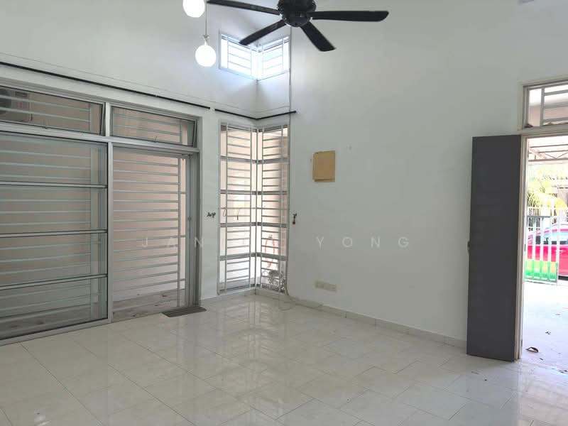 1-storey Terraced House for Sale in Setia Eco Gardens (Gelang Patah) - Janice Yong - Living Room - PropertyGuru.com.my