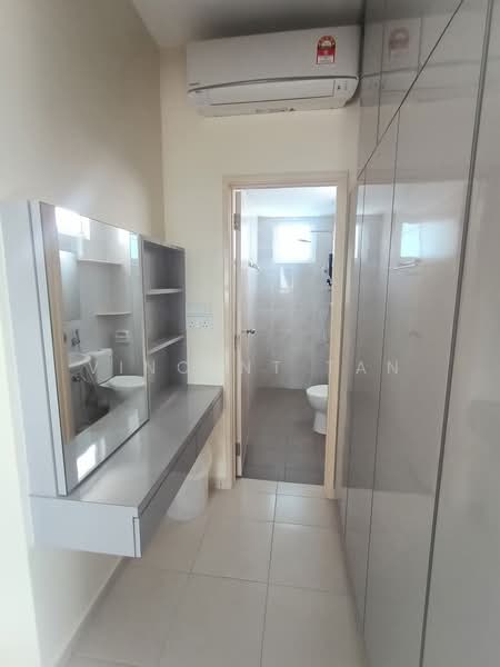 Condominium for Rent at i-Santorini - Vincent Tan - Bathroom - PropertyGuru.com.my