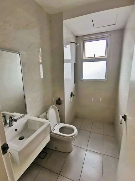 Servis Apartment untuk Disewa di Eco Sky - Evelyn Lee - Bathroom - PropertyGuru.com.my