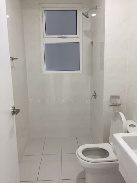 Servis Apartment untuk Disewa di Eco Sky - Evelyn Lee - Bathroom - PropertyGuru.com.my