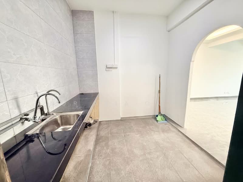 Apartment for Sale at Pangsapuri Mutiara Subang - Nur Alia Omar - Kitchen - PropertyGuru.com.my