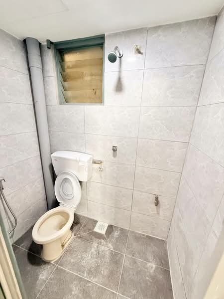 Apartment for Sale at Pangsapuri Mutiara Subang - Nur Alia Omar - Bathroom - PropertyGuru.com.my