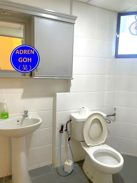 Condominium for Rent at Marina Bay Condominium - Adren Goh - Bathroom - PropertyGuru.com.my