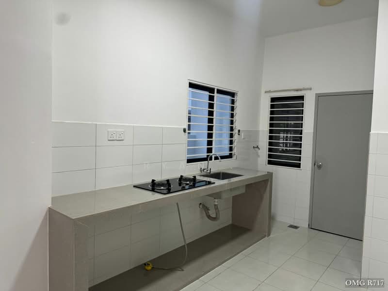 2-storey Terraced House for Rent in Setia Alam (Selangor) - Ryan . - Kitchen - PropertyGuru.com.my
