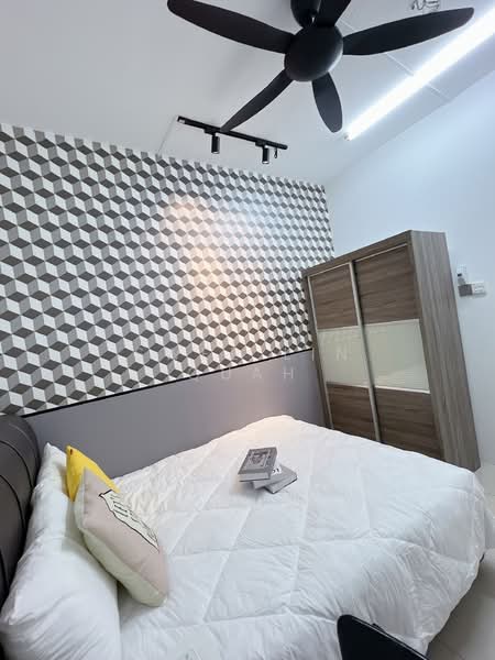 Servis Apartment untuk Disewa di SetiaWalk - Swee Lin Quah - Bedroom - PropertyGuru.com.my