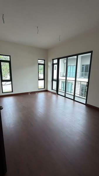 Rumah Teres 2 Tingkat untuk Dijual di Kajang (Selangor) - KK HEW - Living Room - PropertyGuru.com.my