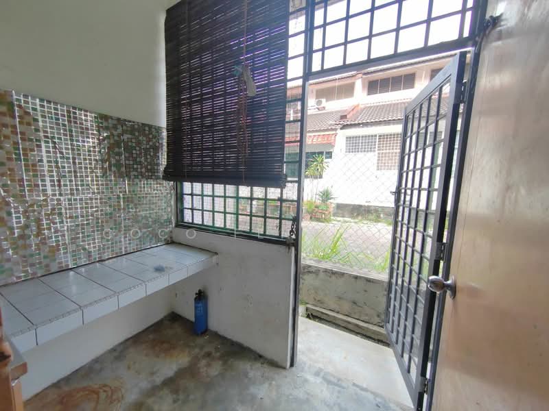 1-storey Terraced House for Sale in Taman Molek (Johor Bahru) - Coco Feng Lily - Exterior - PropertyGuru.com.my