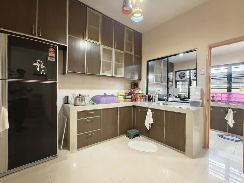 Rumah Teres 3 Tingkat untuk Dijual di Segambut (Kuala Lumpur) - Marilyn Khor - Kitchen - PropertyGuru.com.my