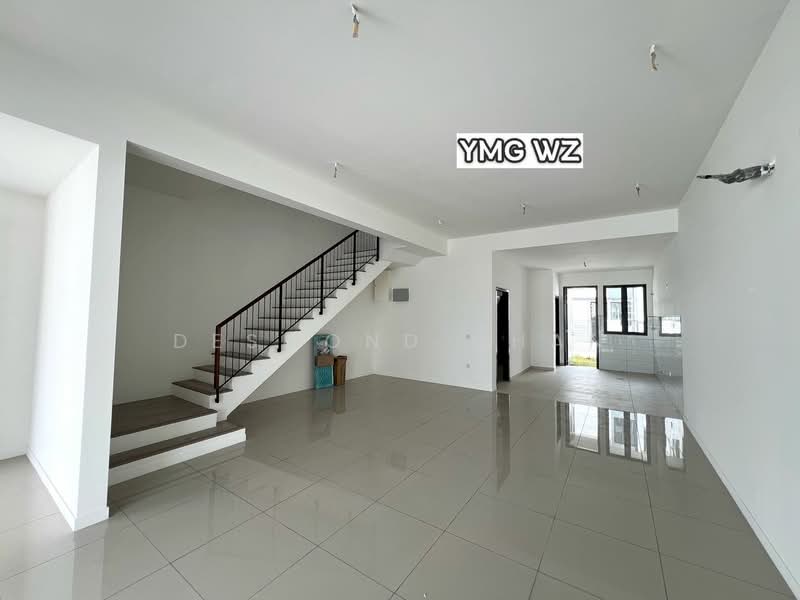 2-storey Terraced House for Sale in Klang (Selangor) - Desmond Chan - Living Room - PropertyGuru.com.my
