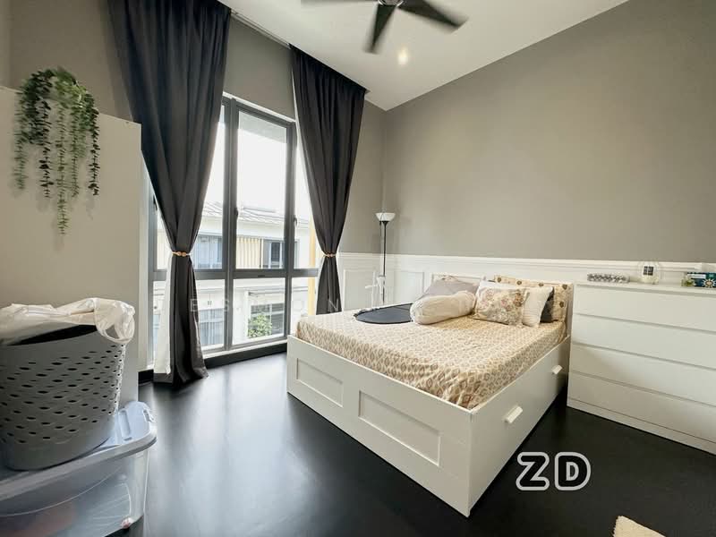 Rumah Berkembar untuk Dijual di Setia Alam (Selangor) - Desmond Chan - Bedroom - PropertyGuru.com.my