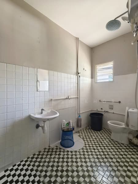Bungalow for Sale in Petaling Jaya (Selangor) - Marilyn Khor - Bathroom - PropertyGuru.com.my