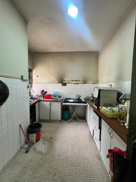 2-storey Terraced House for Sale in SS14 (Subang Jaya) - Tom Yip - Kitchen - PropertyGuru.com.my