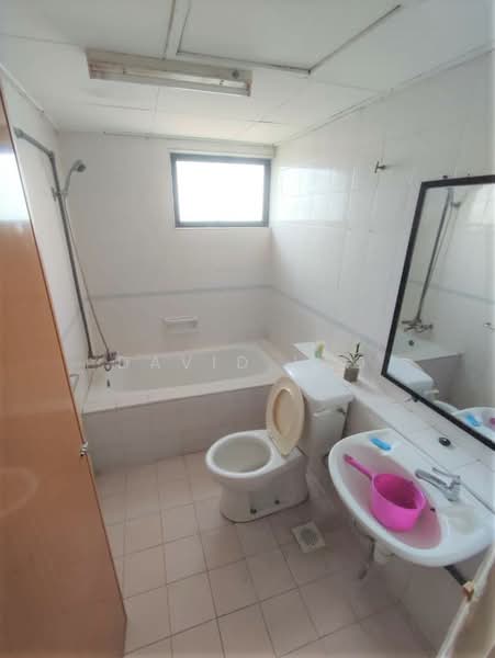 Kondominium untuk Dijual di Tiara Ampang - David Lao - Bathroom - PropertyGuru.com.my