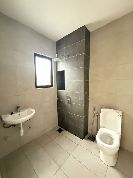 2-storey Terraced House for Sale in Setia Utama (Setia Alam) - Jovee Chow - Bathroom - PropertyGuru.com.my