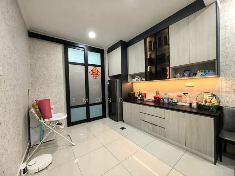 2.5-storey Terraced House for Sale in Bandar Puteri Klang (Klang) - Desmond Chan - Kitchen - PropertyGuru.com.my