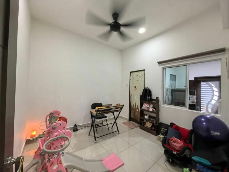 2.5-storey Terraced House for Sale in Bandar Puteri Klang (Klang) - Desmond Chan - Study - PropertyGuru.com.my