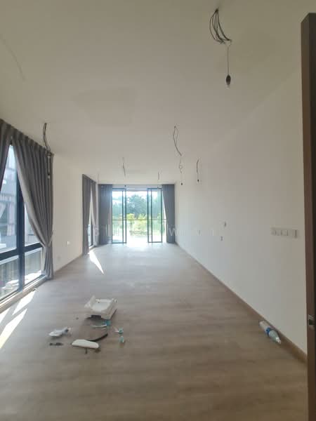 Rumah Teres 3 Tingkat untuk Disewa di BANDAR PUCHONG JAYA (Puchong) - Shu Wai - Living Room - PropertyGuru.com.my
