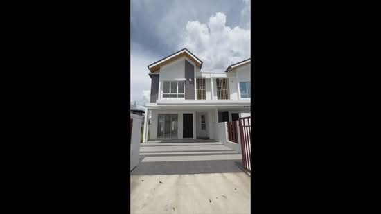 2-storey Terraced House for Sale in Semenyih (Selangor) - Ahmad Muslim - PropertyGuru.com.my