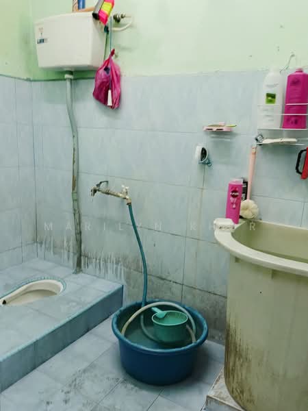 2-storey Terraced House for Sale in Klang (Selangor) - Marilyn Khor - Bathroom - PropertyGuru.com.my