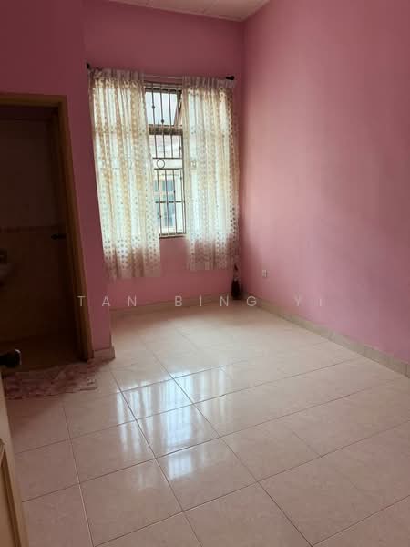 2-storey Terraced House for Sale in Taman Desa Cemerlang (Ulu Tiram) - Tan Bing Yi - Interior - PropertyGuru.com.my