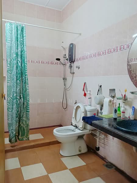 2-storey Terraced House for Sale in Klang (Selangor) - Marilyn Khor - Bathroom - PropertyGuru.com.my