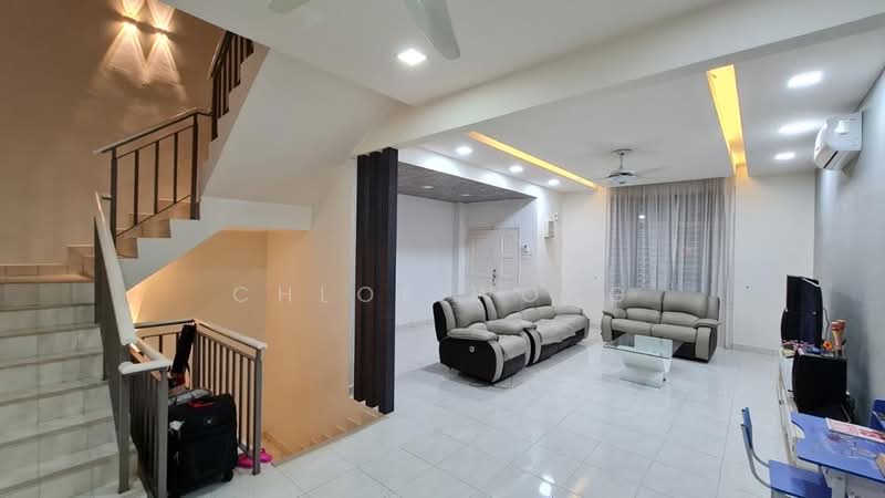 Rumah Teres 2.5 Tingkat untuk Dijual di Taman Suntex (Cheras) - Chloe Wong - Living Room - PropertyGuru.com.my